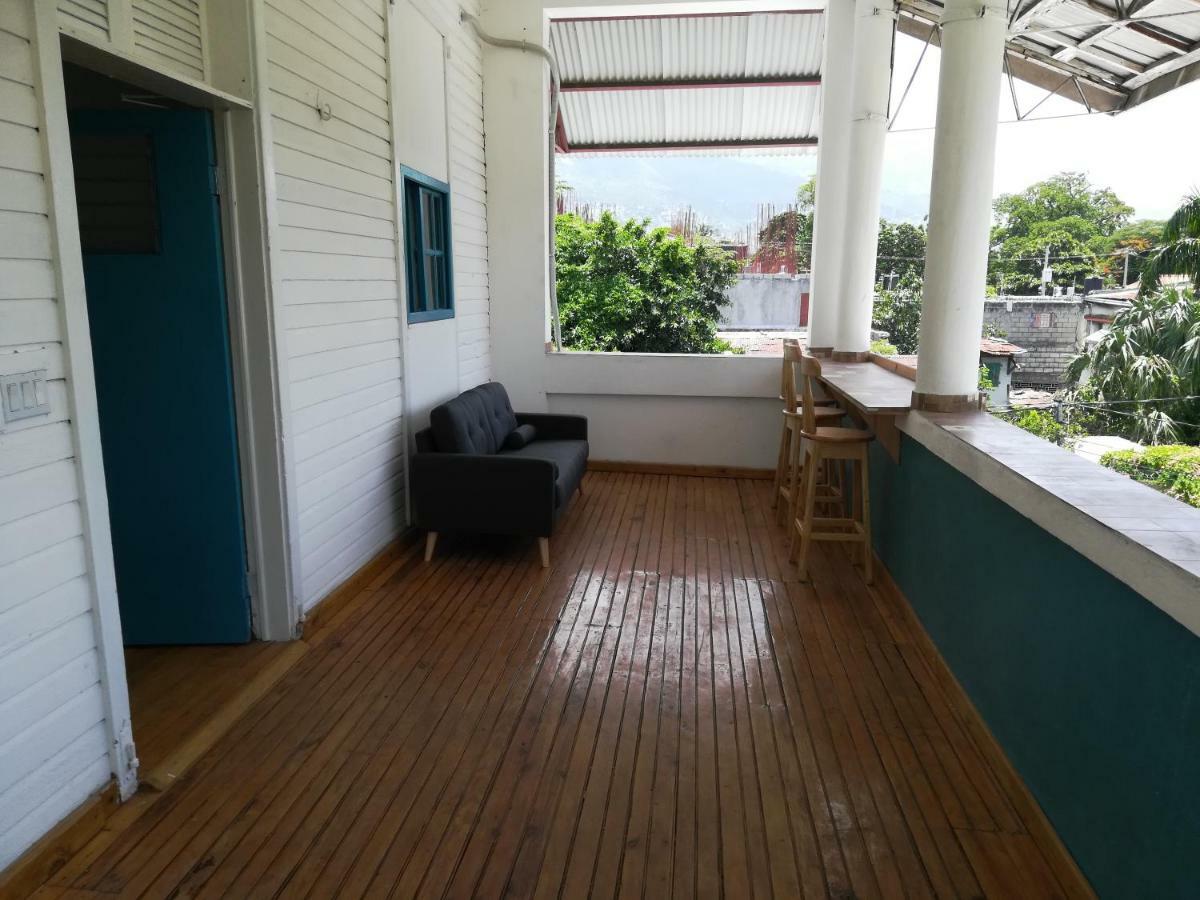 Park Hostel Port-au-Prince Luaran gambar