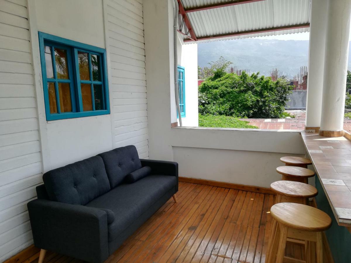Park Hostel Port-au-Prince Luaran gambar